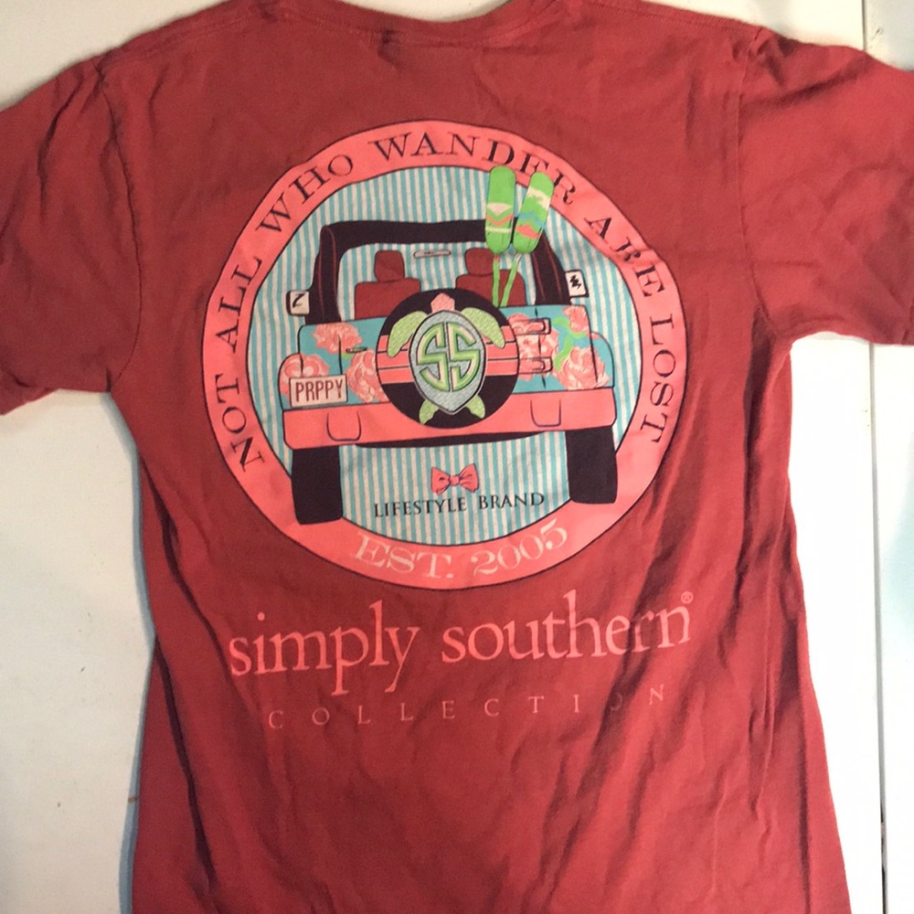 Simply Southern T-shirt size small